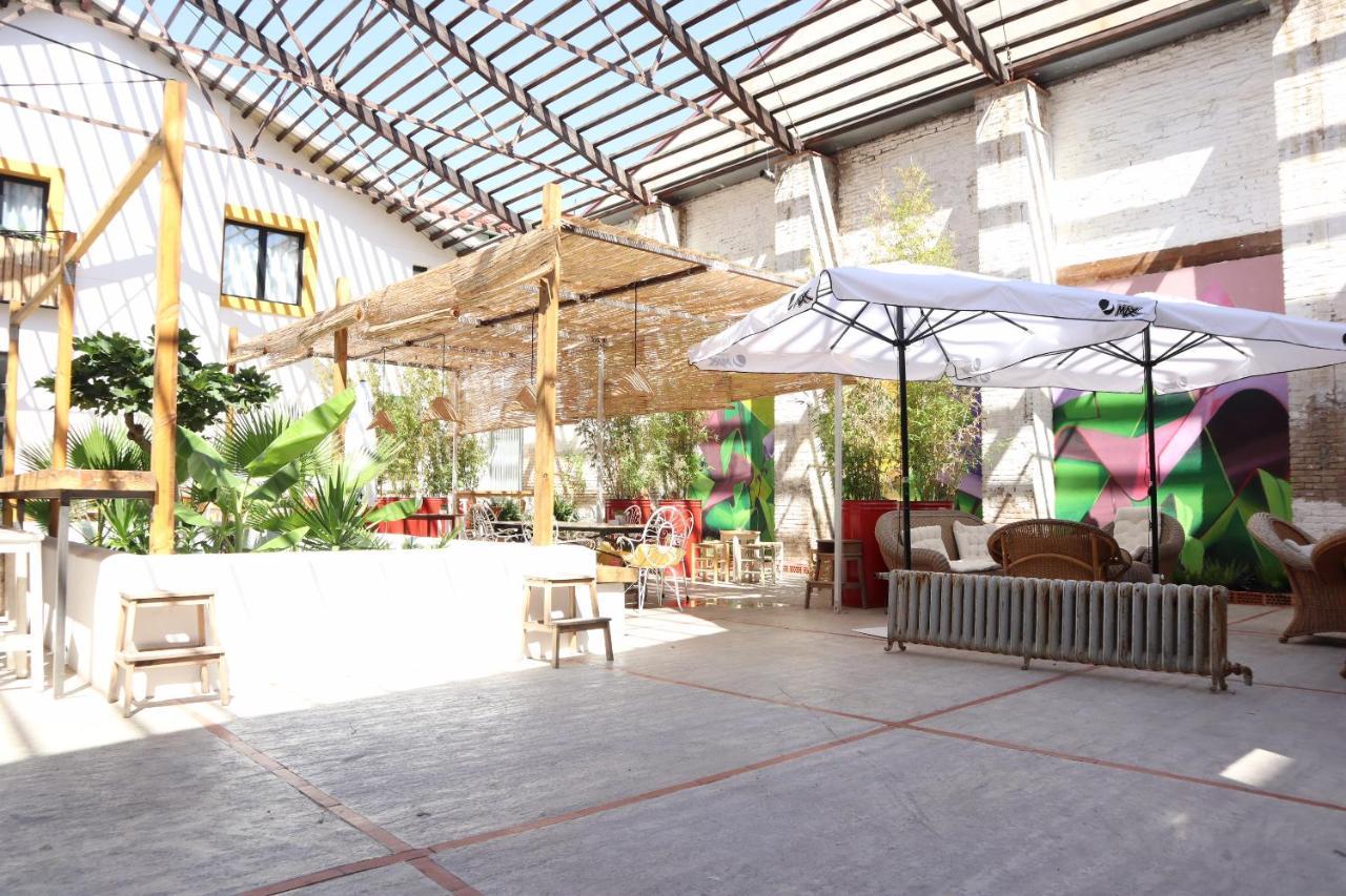 Lindala Hotel Valencia Buitenkant foto