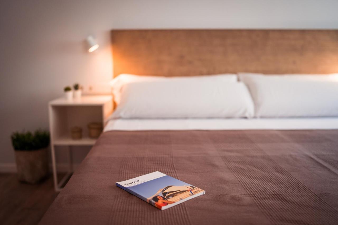 Lindala Hotel Valencia Buitenkant foto